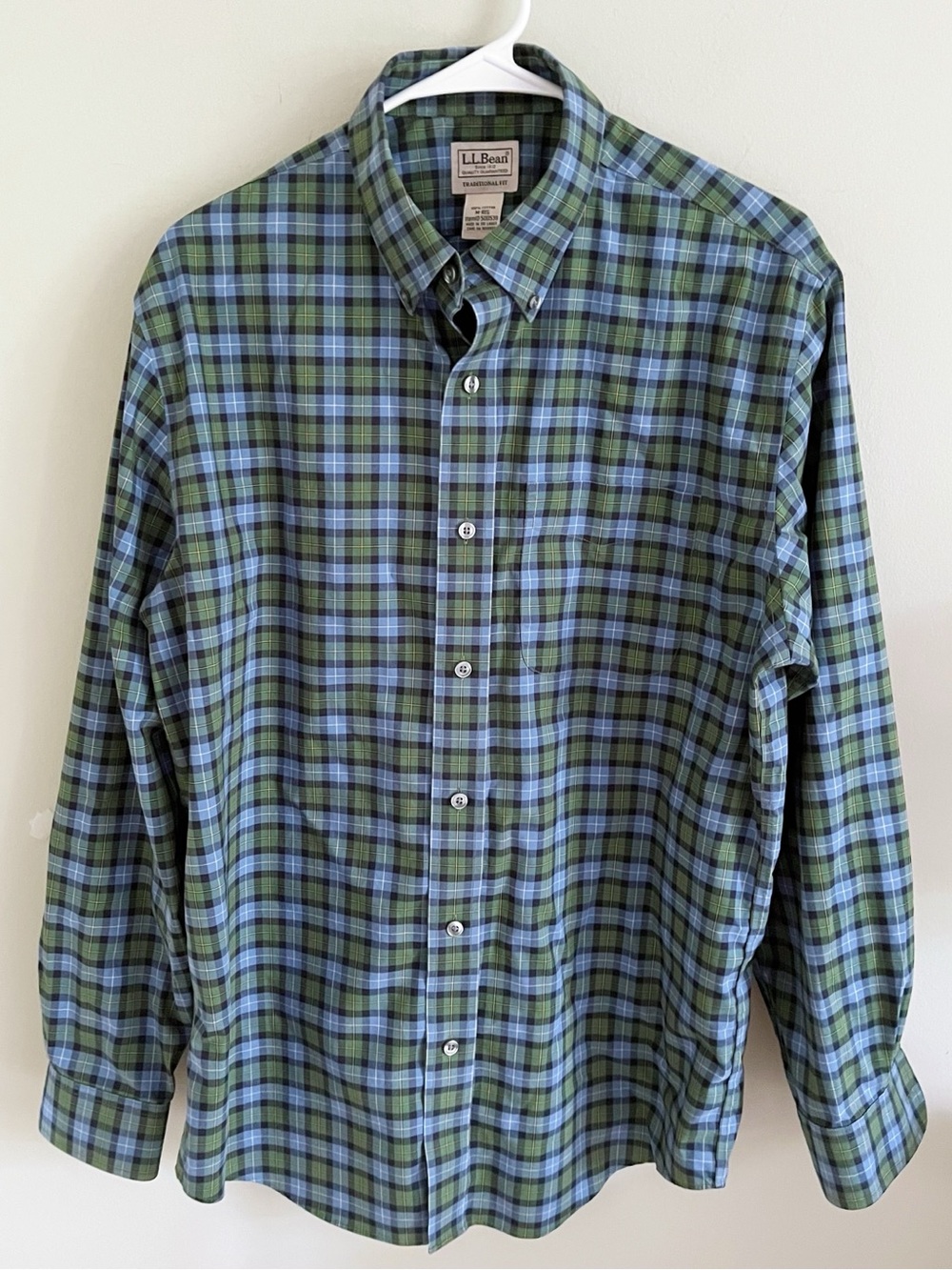 LL Bean men’s green and blue plaid button-down shirt traditional fit